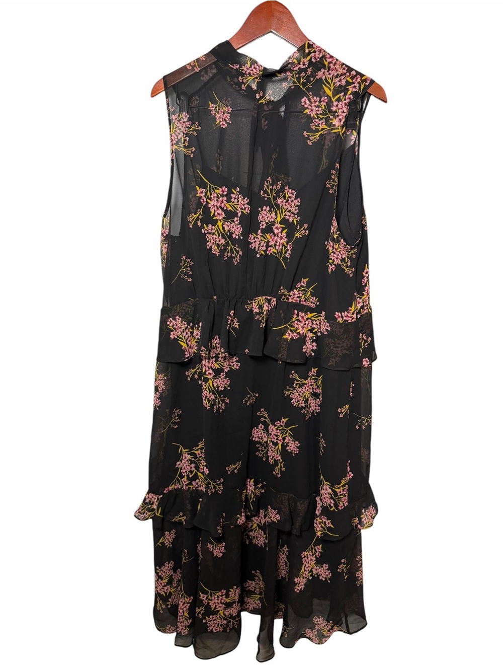 Who What Wear Black Floral Midi Dress with Tie-Neck - Picture 3 of 13